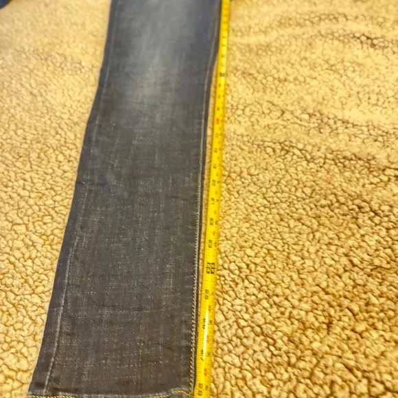 Levi's Women's Skinny Jeans in Classic Blue - Picture 5 of 9